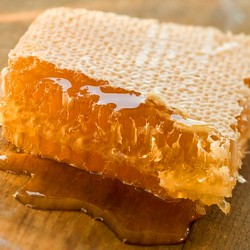 пчелиный мед в сотах